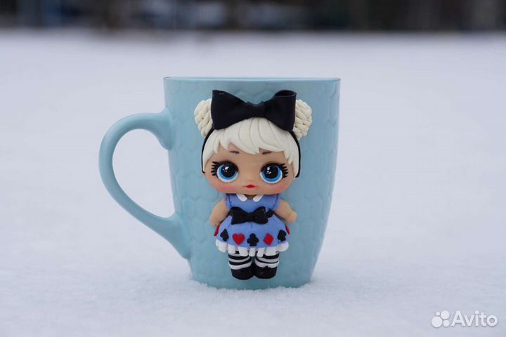 Кукла lol на кружке