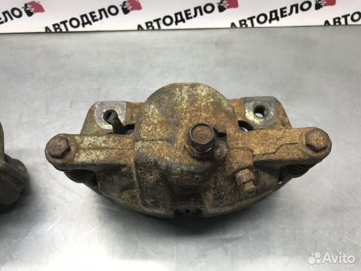 Суппорт тормозной передний Honda HR-V GH1 1999 г.в