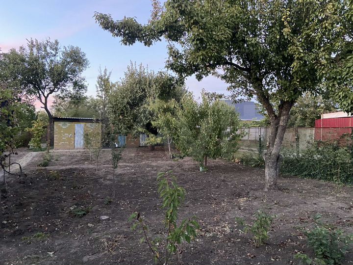 Дом 25 м² на участке 5 сот.