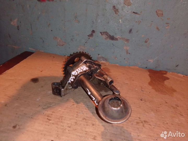 Маслонасос 1.6 AKL Skoda Octavia