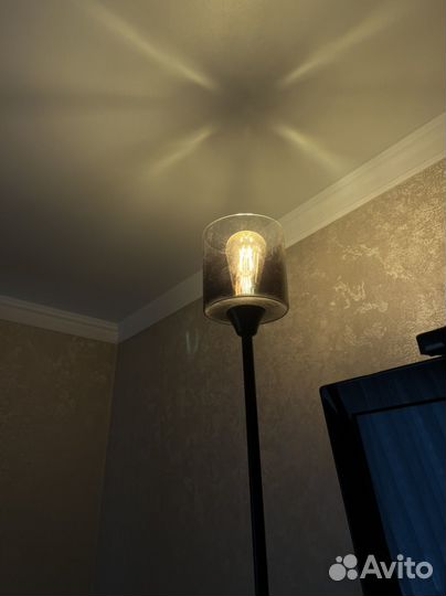 Торшер напольный