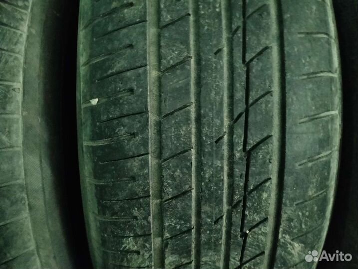 Yokohama BluEarth-A 215/65 R17