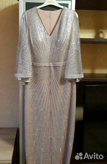Вечернее платье в пол 48 размер