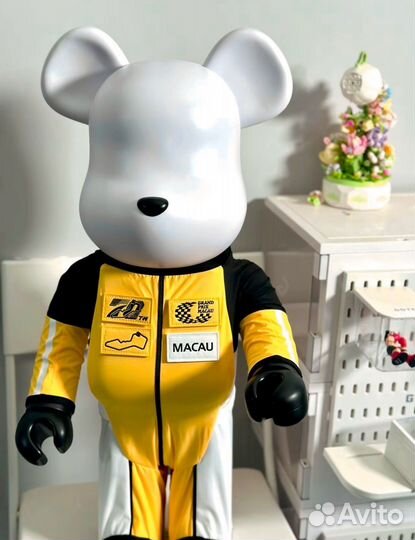 Bearbrick 1000% (70см) Macau Grand Prix