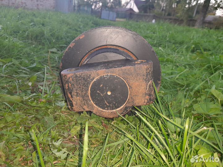 Опорный коток Hitahi 330