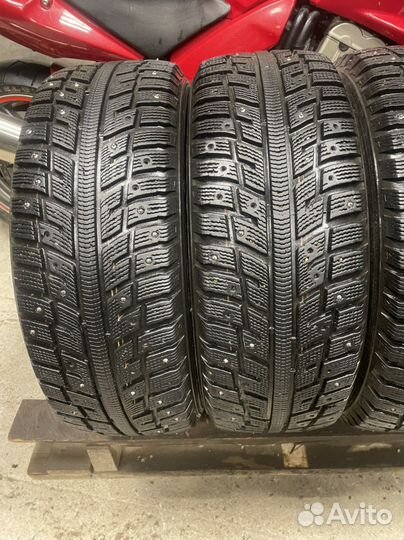 Kumho I'Zen KW22 215/60 R16 99T