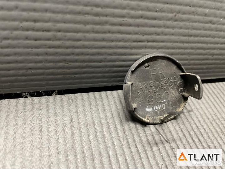 Заглушка бампера передняя toyota mark X