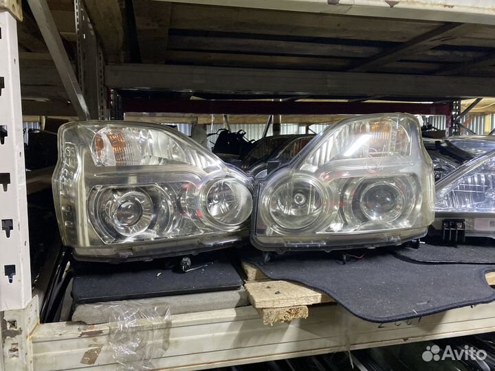 Фара Nissan X-Trail T31 правая левая