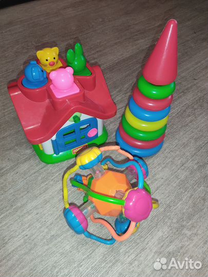 Развивающие игрушки