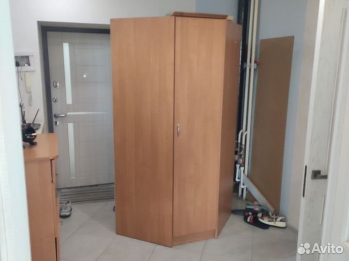 Шкаф плательный бу