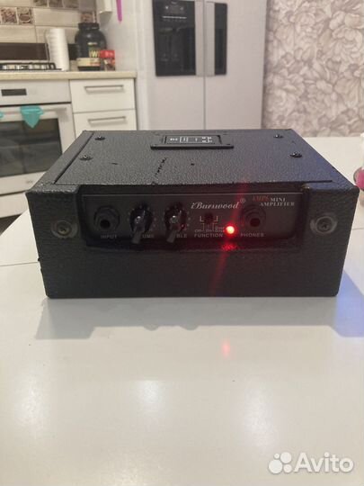 Гитарный усилитель