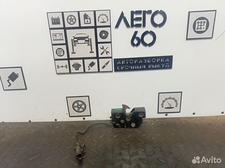 Замок капота для Volkswagen Polo HB