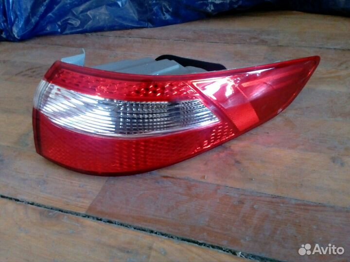 Фонарь задний правый киа рио 10-14г. в