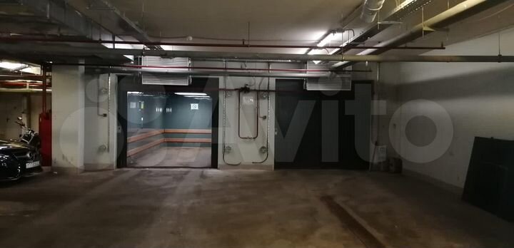 Машиноместо, 15 м²