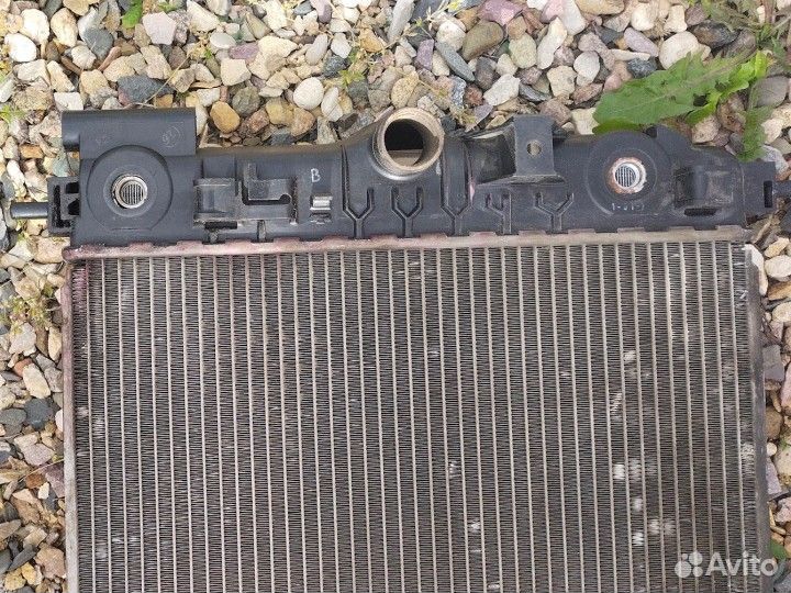 Радиатор охлаждения opel astra j 1.6 под АКПП