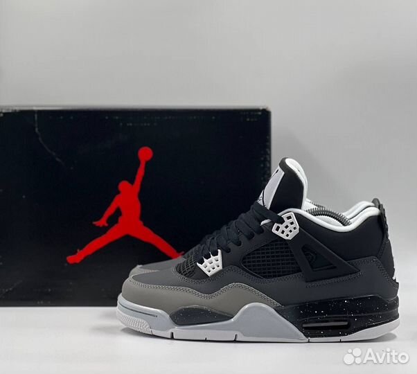 Nike Air Jordan 4