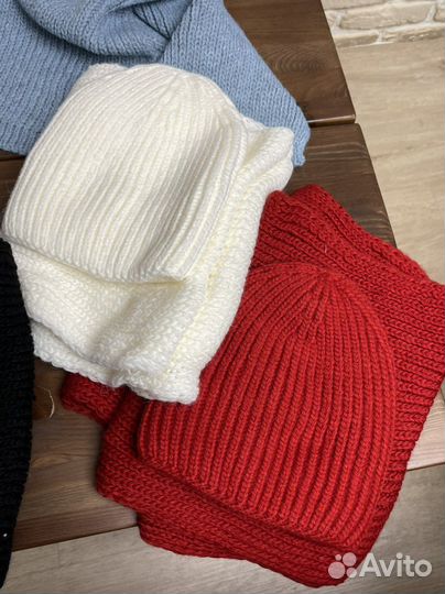 Комплекты женские шапка и шарф