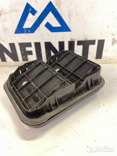 Решетка вентиляции (клапан, дефлектор воздушный)