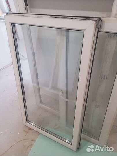 2 двери балконови с окнами и один окна