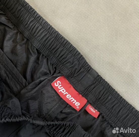 Спортивные штаны supreme