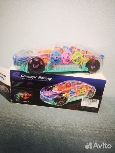 Машинка на батарейках музыкальная