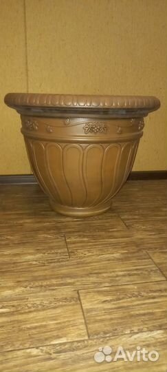 Кашпо для цветов напольное