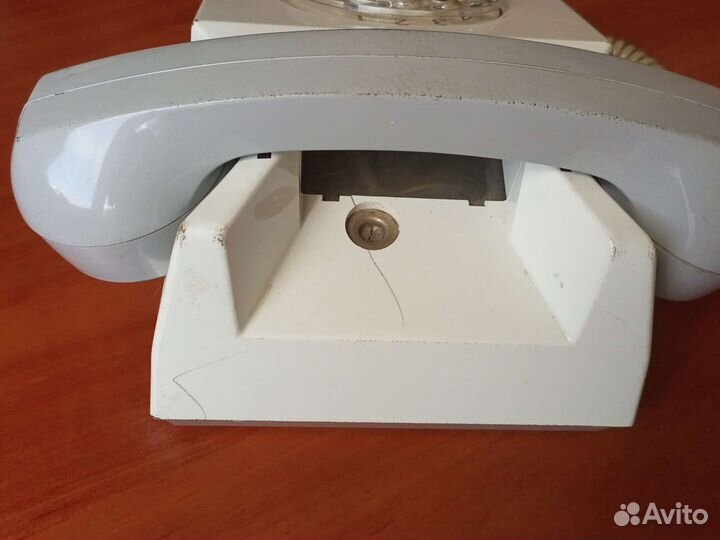 Телефонный аппарат дисковый