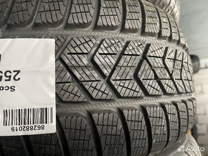 Pirelli Scorpion Winter 255/45 R20 105V