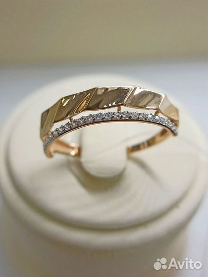 Золотое кольцо 585 пробы новое золото (Ладо)