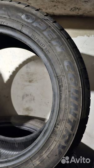 Toyo Open Country W/T 215/60 R17 96V