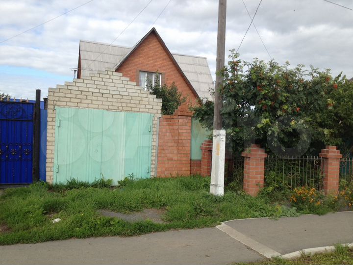 Дом 160 м² на участке 9 сот.