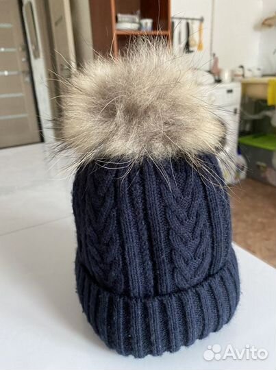 Шапка б/у очень мало, зима