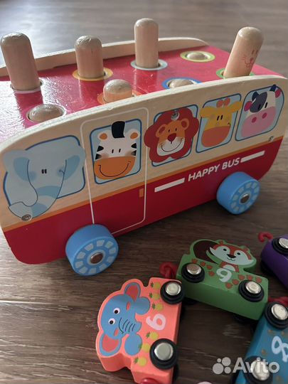 Игрушка автобус