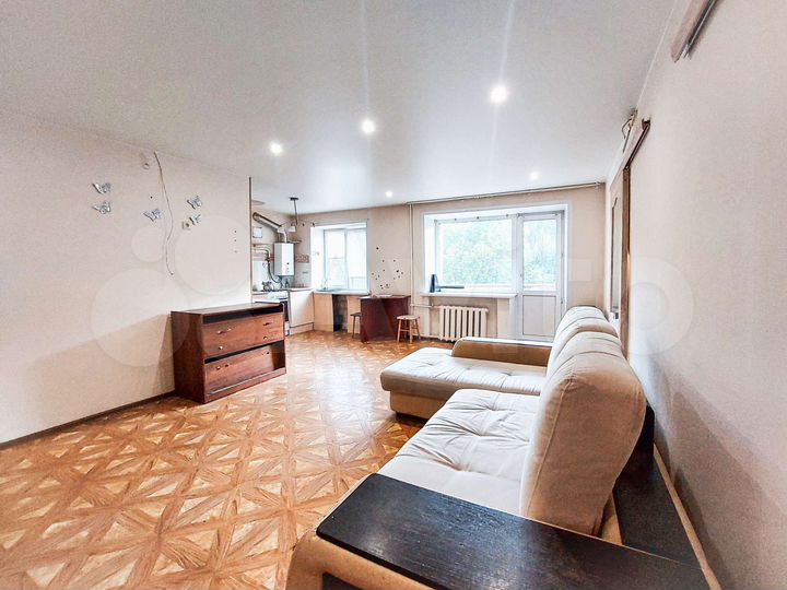 2-к. квартира, 43,3 м², 3/5 эт.