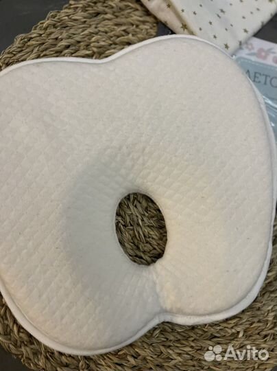 Подушка для новорожденных