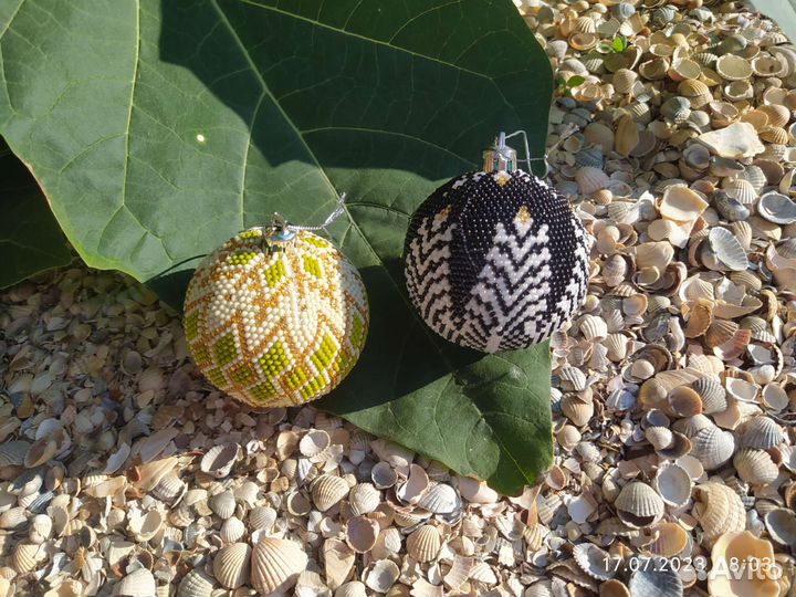 Шар Ёлочный из бисера ручной работы