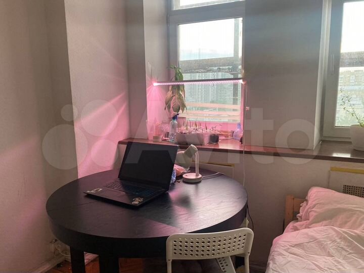 Комната 18 м² в 5-к., 9/9 эт.