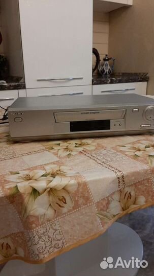 Видео магнитафон sony стерео с несколько памяти ка