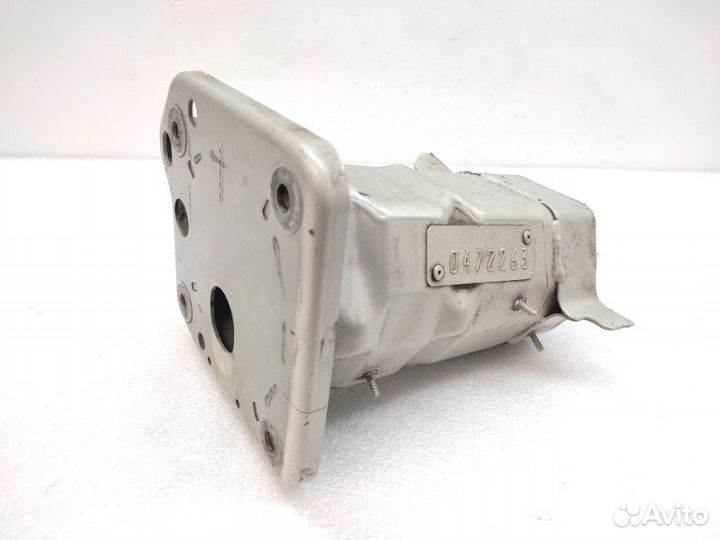 Кронштейн усилителя бампера передний левый Volvo