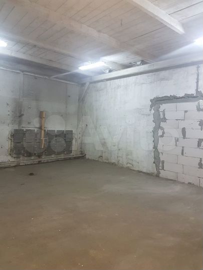 Склад, 122 м² 57 м²