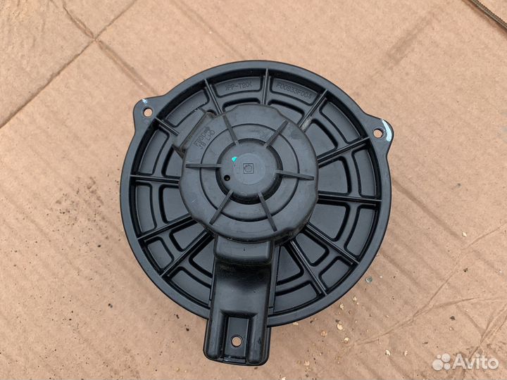 Моторчик печки на kia rio 2