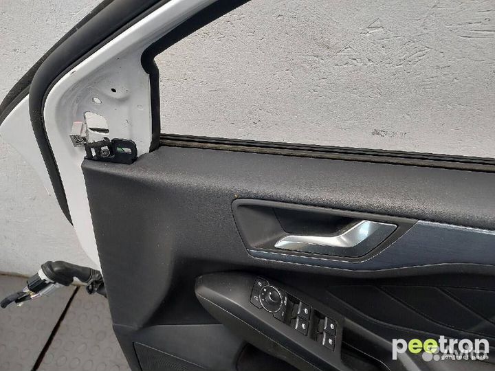 Дверь передняя правая Ford