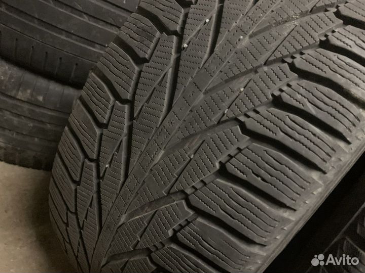 Nokian Tyres Hakkapeliitta R2 SUV 255/50 R20 109R