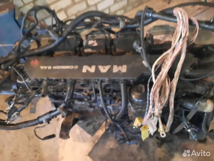 Двигатель в разборе ман D2876LF12