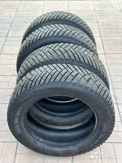 Goodyear UltraGrip Ice Arctic SUV 215/60 R17 100T