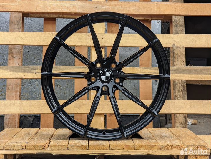 Кованые диски GT Forged R20 5x112 для BMW M5 F90