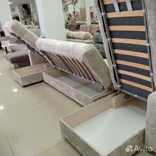 Диван п-образный