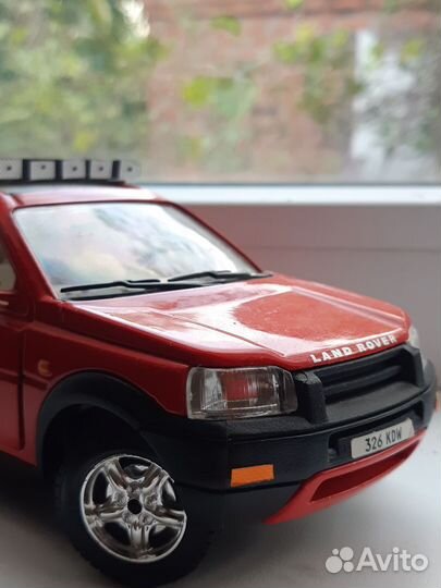 Модель авто 1 24