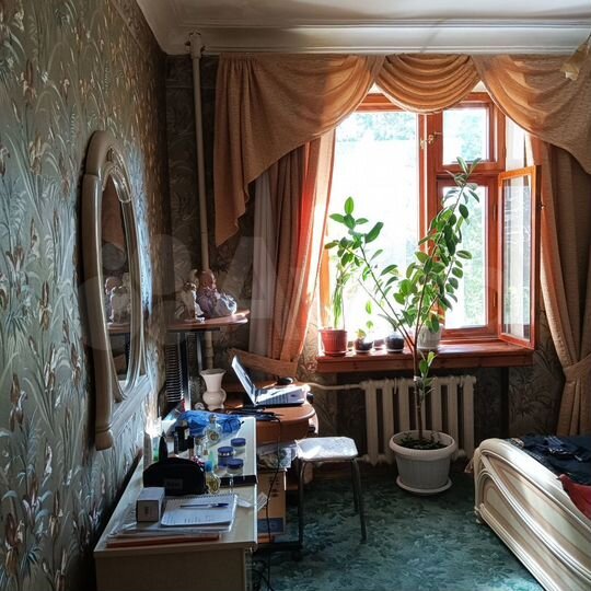 2-к. квартира, 52 м², 4/4 эт.