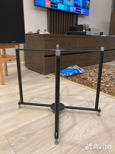 Стойки для акустики Spendor